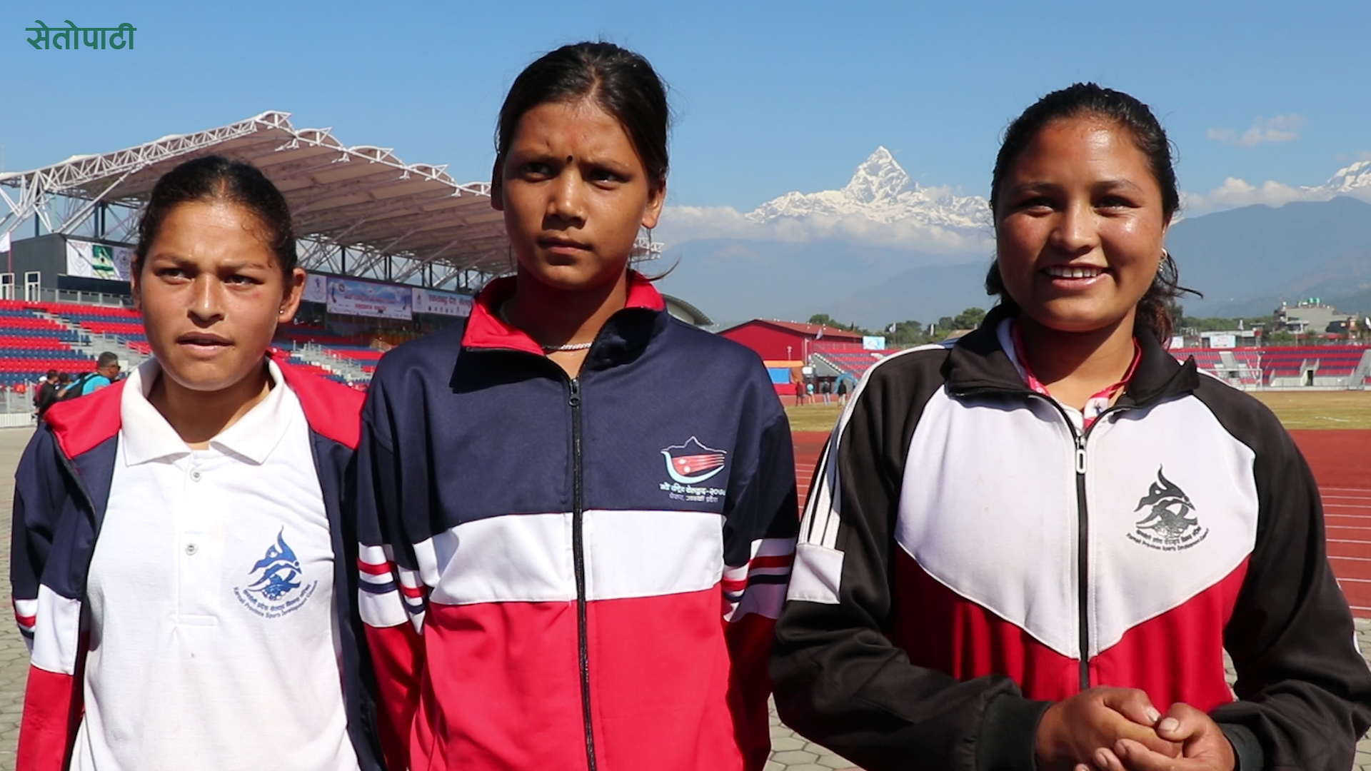 कालिकोटका खेलाडीत्रय बायाँबाट क्रमश : रामिरा शाही, निशा मल्ल र प्राप्ती शाही।